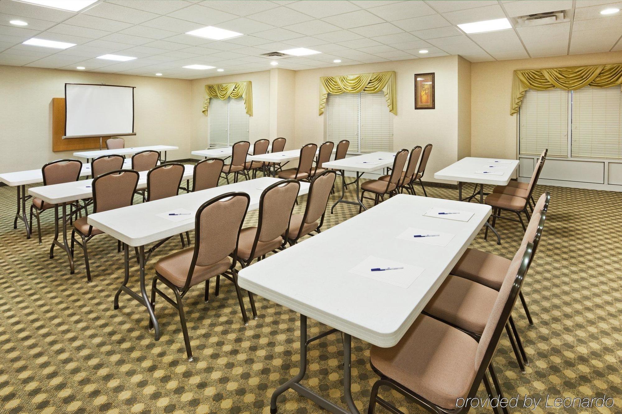 Holiday Inn Express Hotel & Suites London By Ihg Einrichtungen foto