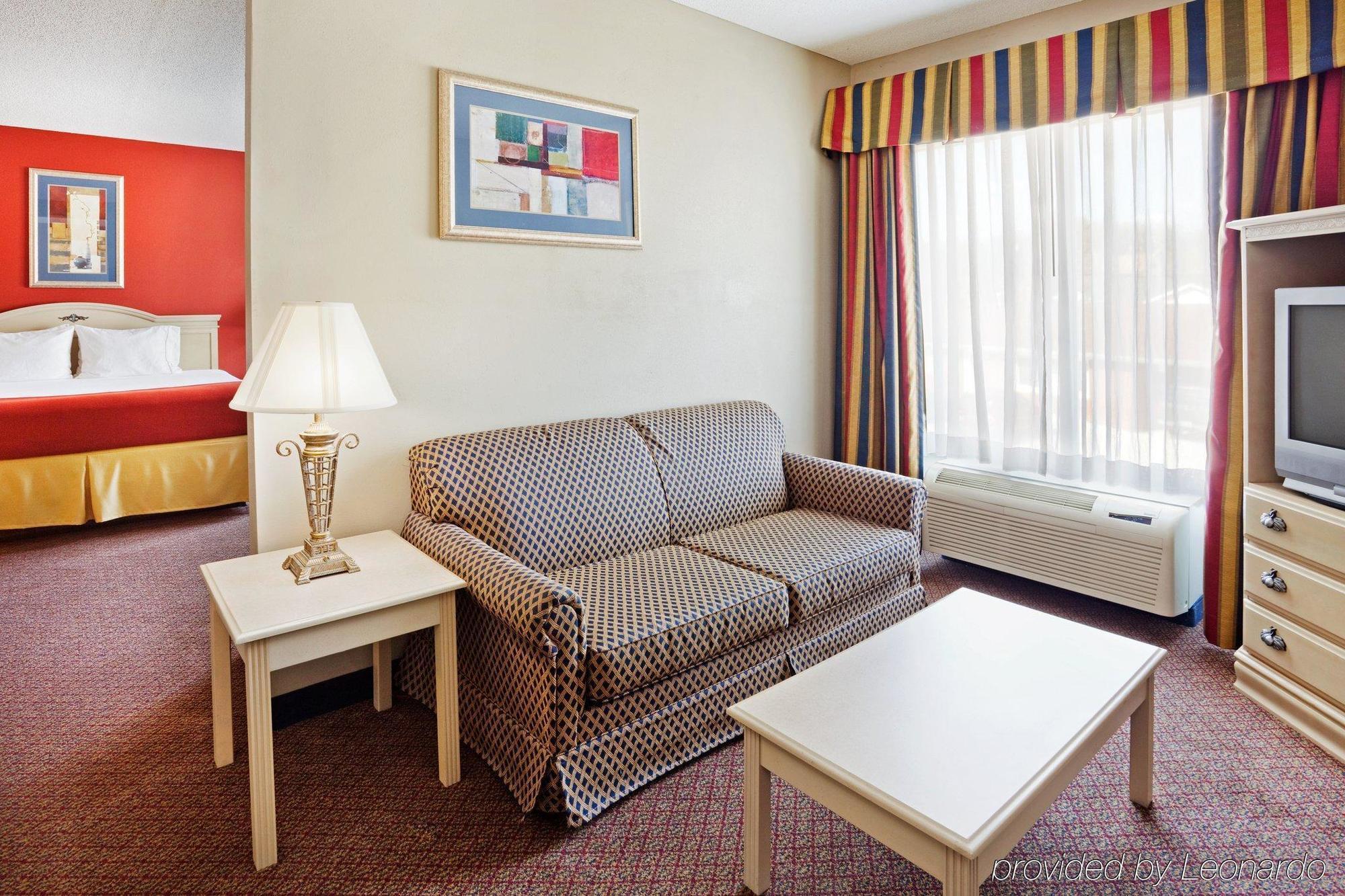 Holiday Inn Express Hotel & Suites London By Ihg Zimmer foto